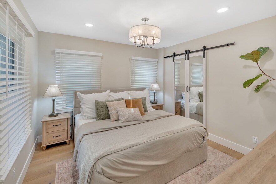 More Photos Of 418 W Ivy St, San Diego Apartments For Sale