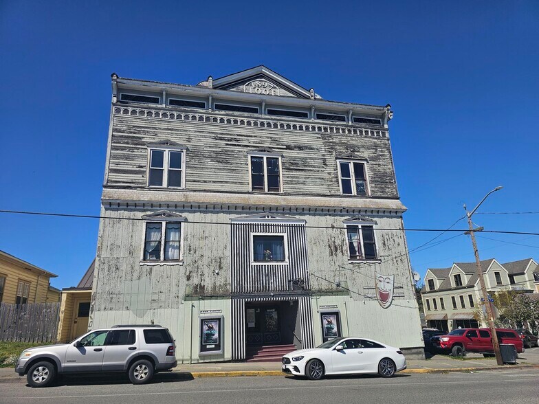 More Photos Of 1120 Lawrence, Port Townsend General Retail For Sale