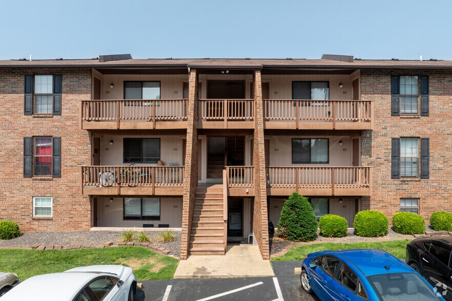 More Photos Of 1151 Roger Ave, Swansea Apartments For Sale