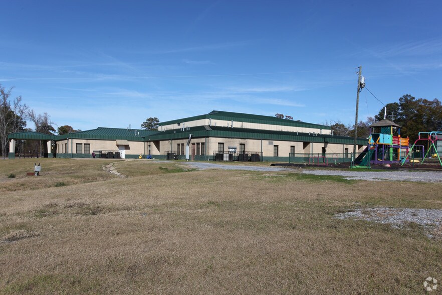 Primary Photo Of 4870 Woodley Rd, Montgomery Religious Facility For Sale