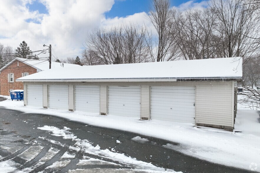 More Photos Of 4070 White Bear Ave N, White Bear Lake General Retail For Sale