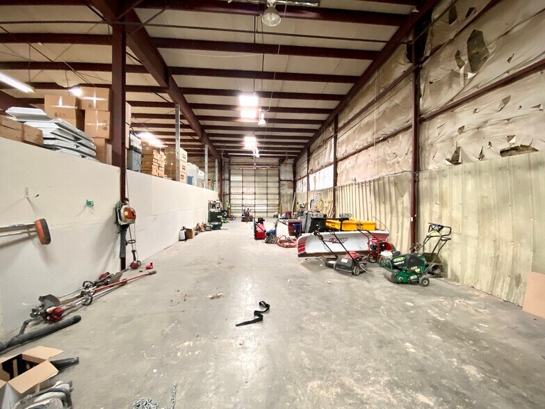 More Photos Of 5591 W Leo Park Rd S, West Jordan Warehouse For Sale