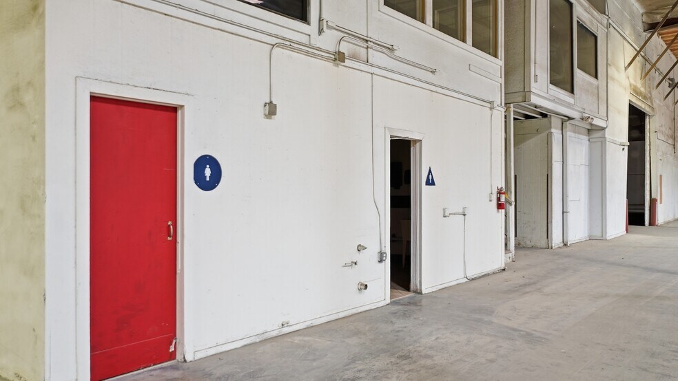 More Photos Of 9550 Hermosa Ave, Rancho Cucamonga Warehouse For Sale