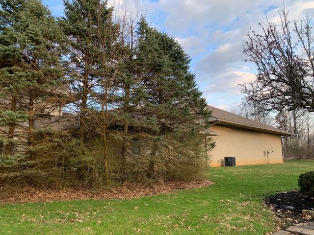 More Photos Of 171 Green Meadows Dr S, Lewis Center Office Residential For Sale