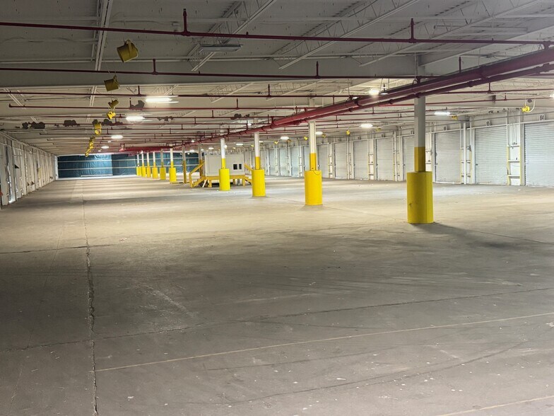 Primary Photo Of 14527 Industry Dr, Hagerstown Truck Terminal For Lease