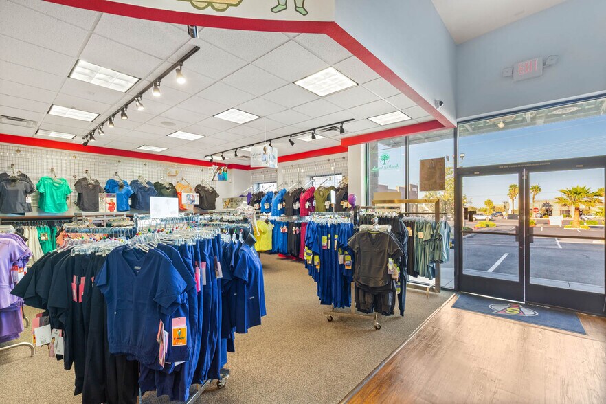 More Photos Of 6007-6045 S Rainbow Blvd, Las Vegas Unknown For Lease