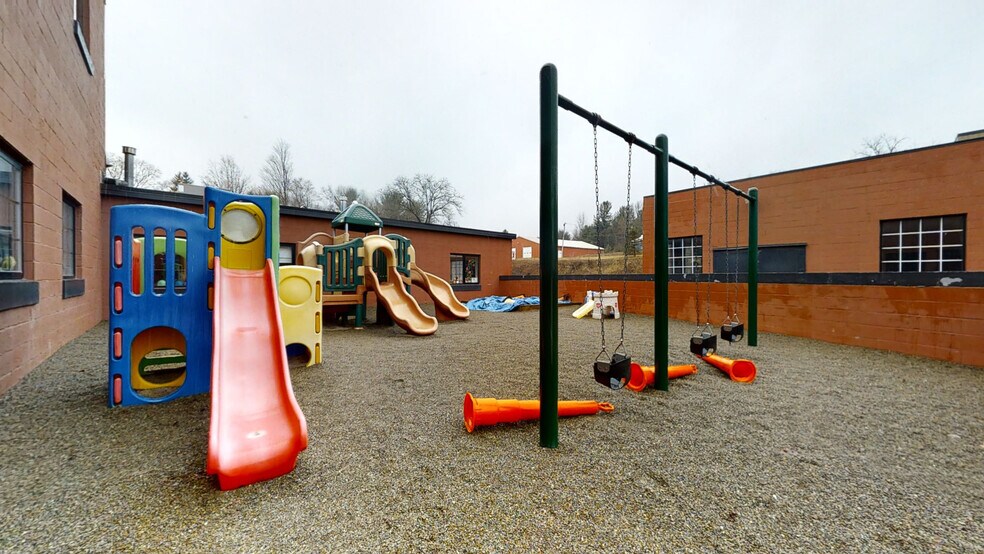 More Photos Of 243 W Main St, Springville Freestanding For Sale