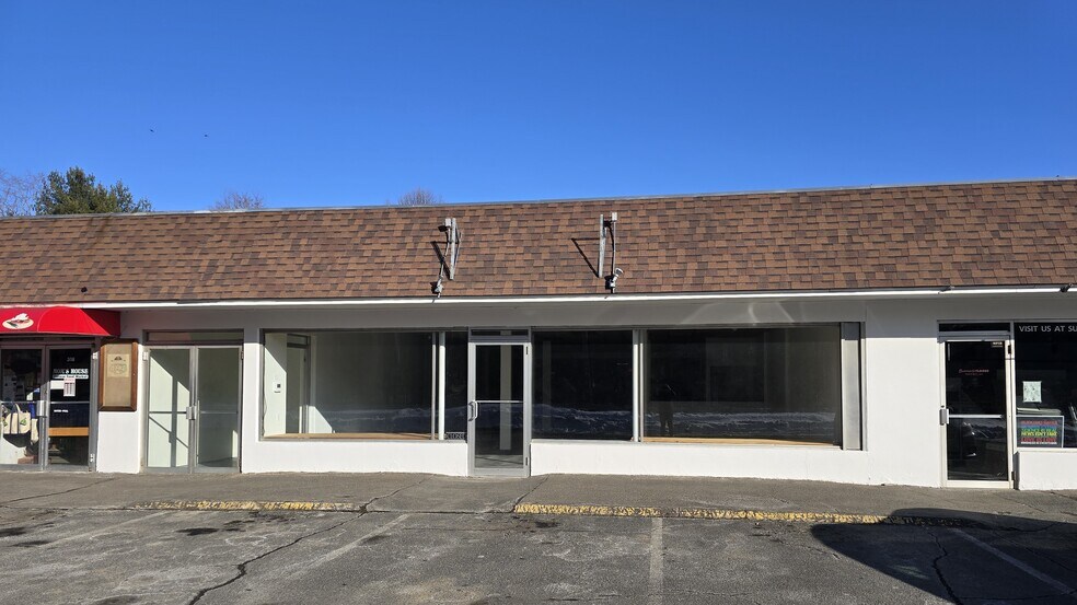 More Photos Of 314-326 College St, Amherst Unknown For Lease