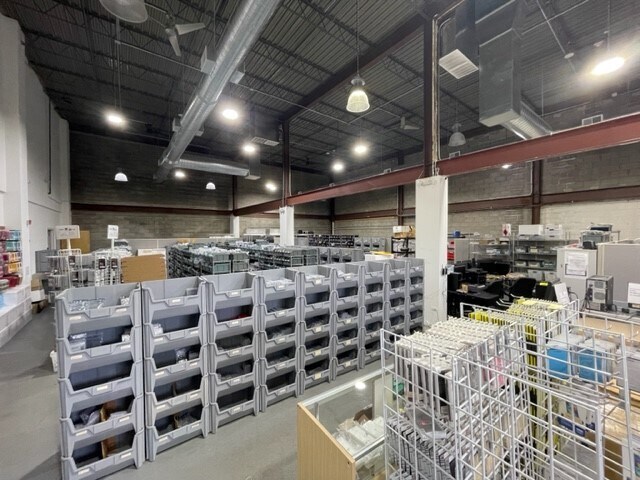 More Photos Of 5241-5249 Touhy Ave, Skokie Storefront Retail Office For Lease