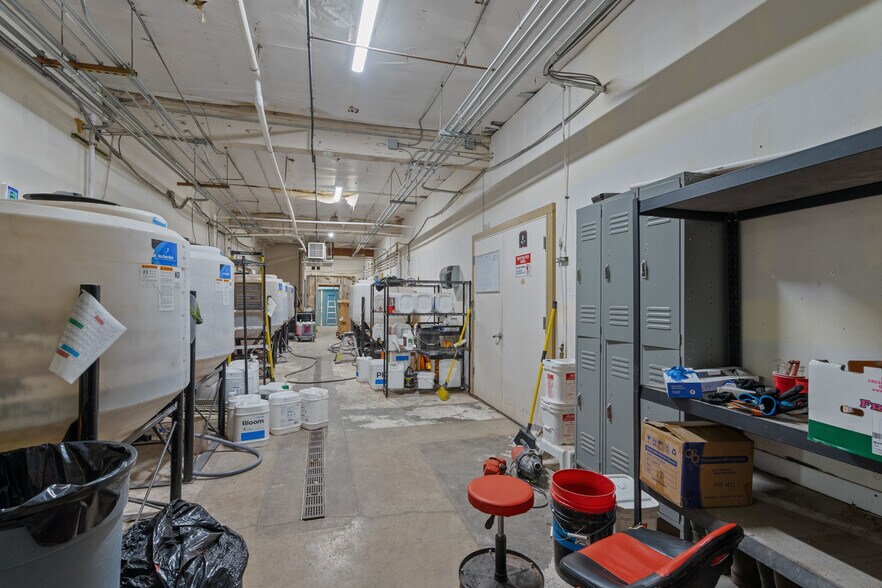 More Photos Of 1215 Wilbur St SE, Salem Service For Sale