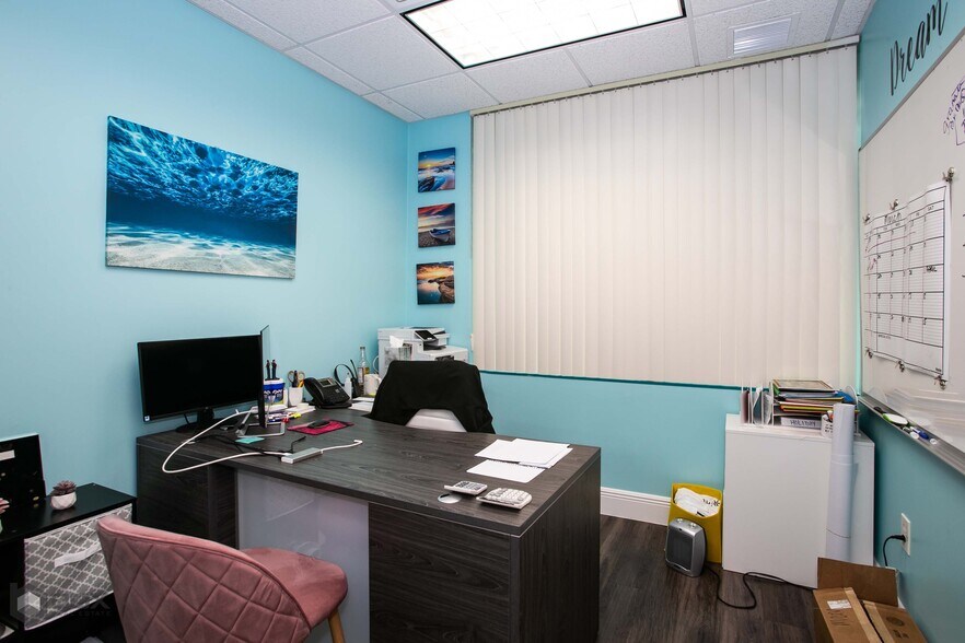 More Photos Of 2690 Weston Rd, Weston Office For Sale