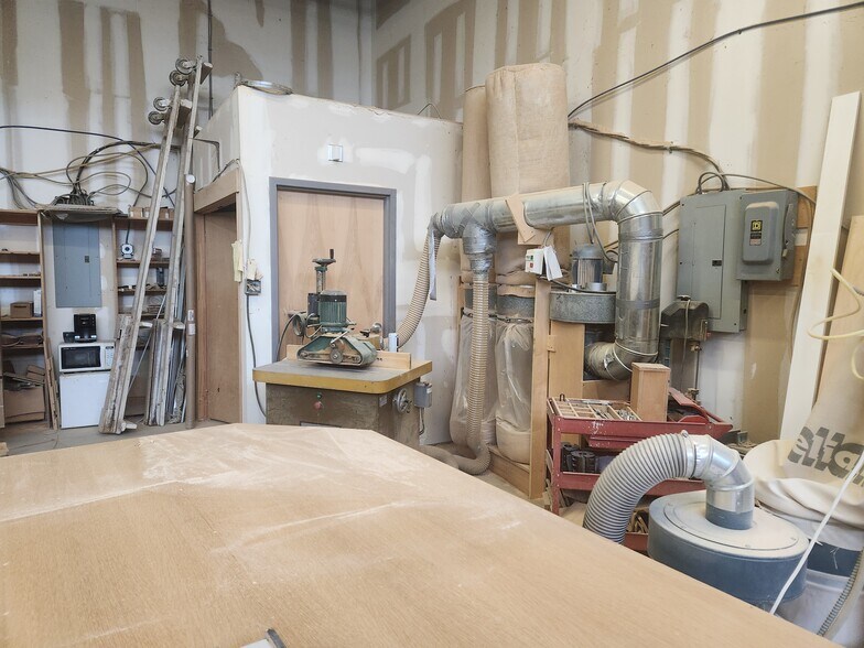 More Photos Of 80 Prindle Hill Rd, Orange Manufacturing For Sale