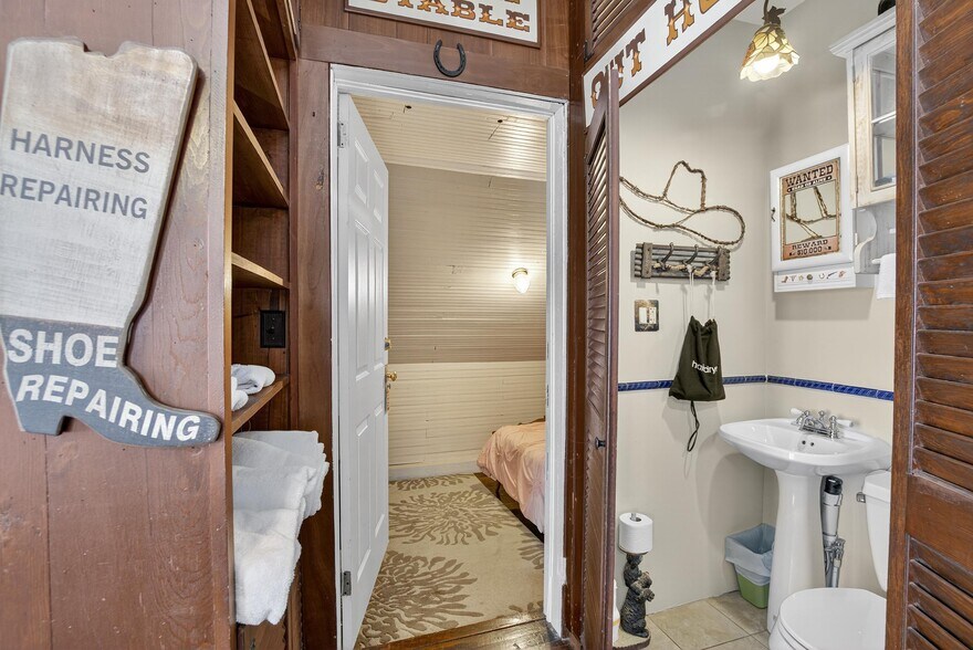 More Photos Of 805 N Wheeler St, Plant City Hospitality For Sale