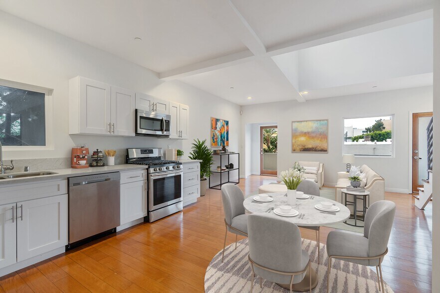 More Photos Of 1411-1413 Cloverfield Blvd, Santa Monica Apartments For Sale