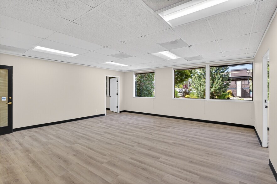 More Photos Of 4095 SW 144th Ave, Beaverton Medical For Lease