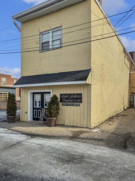 More Photos Of 118 N Main St, Urbana Storefront For Sale