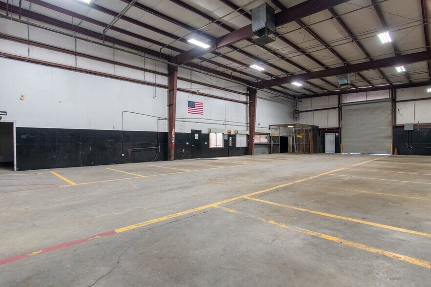 More Photos Of 4608 Saco Rd, Bakersfield Industrial For Lease