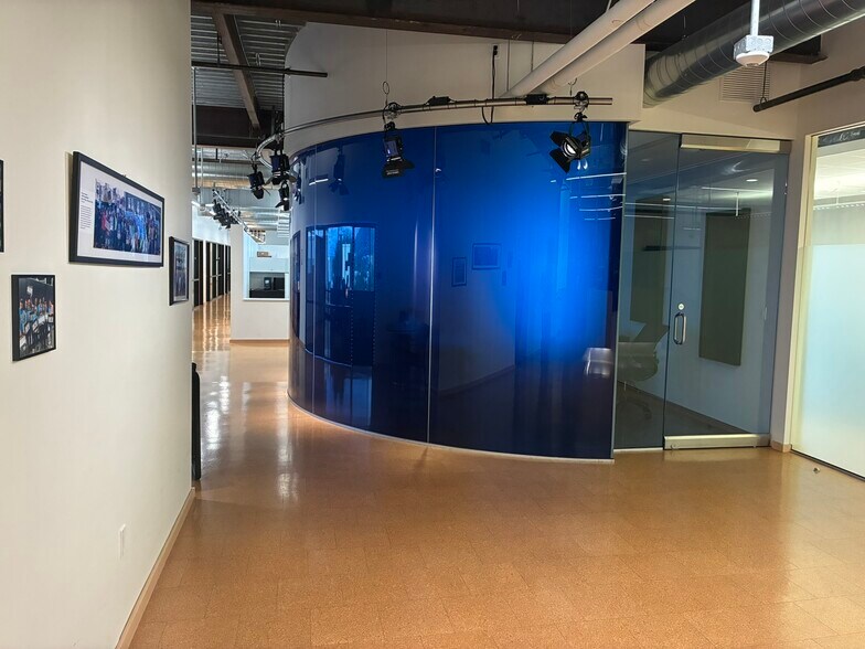 More Photos Of 3220 Winona Ave, Burbank Coworking Space