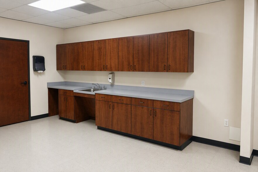 More Photos Of 801-815 Greenview Dr, Grand Prairie Unknown For Lease