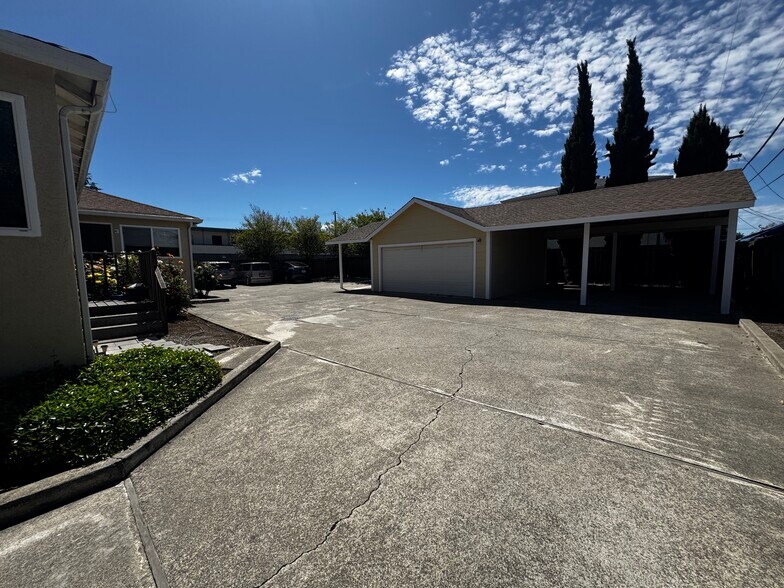 More Photos Of 26047 Gading Rd, Hayward Apartments For Sale