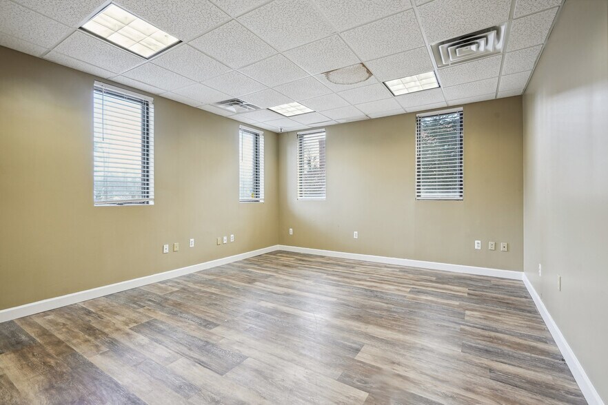 More Photos Of 200 South St, New Providence Medical For Sale