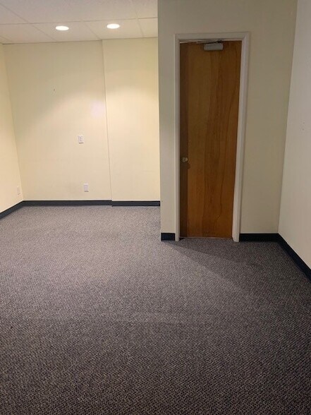 More Photos Of 2030 Viborg Rd, Solvang Medical For Lease