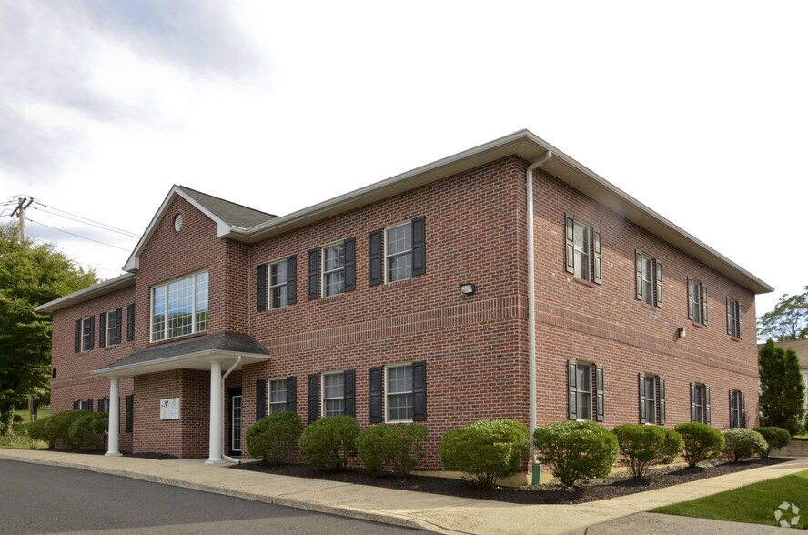 More Photos Of 630 Fitzwatertown Rd, Willow Grove Medical For Sale