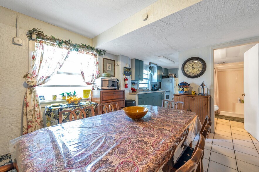 More Photos Of 1803 Gulf Blvd, Indian Rocks Beach Hotel For Sale