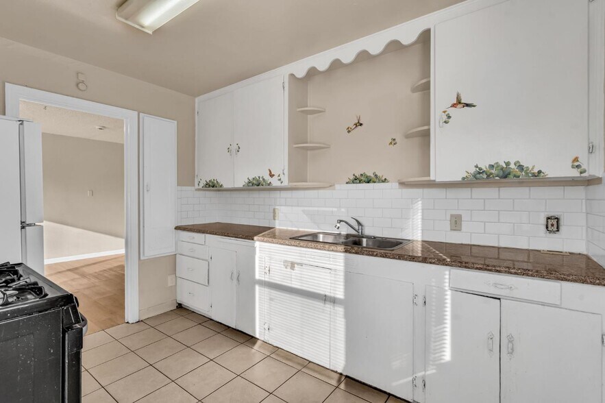 More Photos Of 1146 N Monroe St, Stockton Apartments For Sale