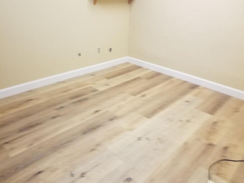 More Photos Of 3927 Waring Rd, Oceanside Medical For Lease