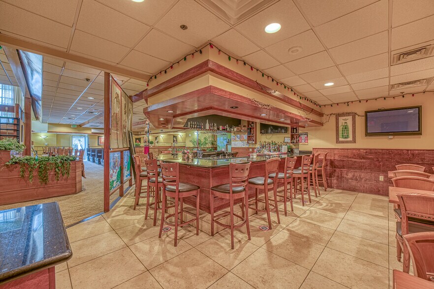 More Photos Of 45 Hanover St, Lebanon Restaurant For Lease