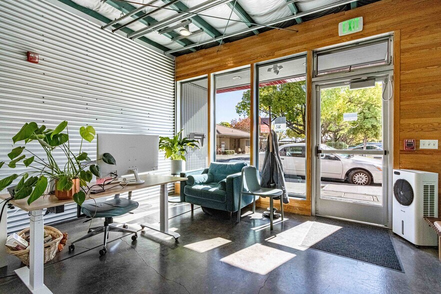 More Photos Of 6940 Burnett St, Sebastopol Office For Sale
