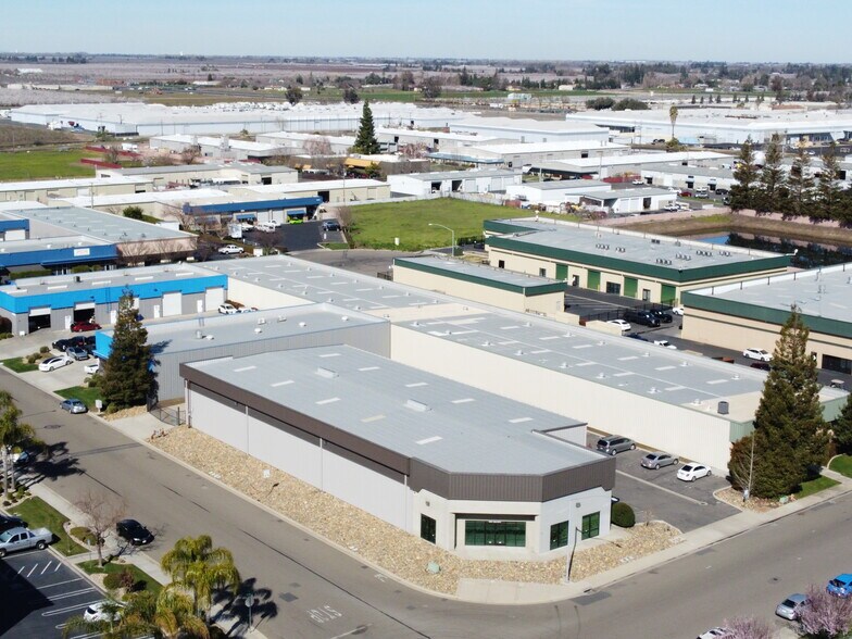 More Photos Of 401 Glass Ln, Modesto Warehouse For Sale
