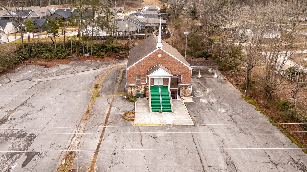 More Photos Of 5502 Dayton Blvd, Chattanooga Religious Facility For Sale