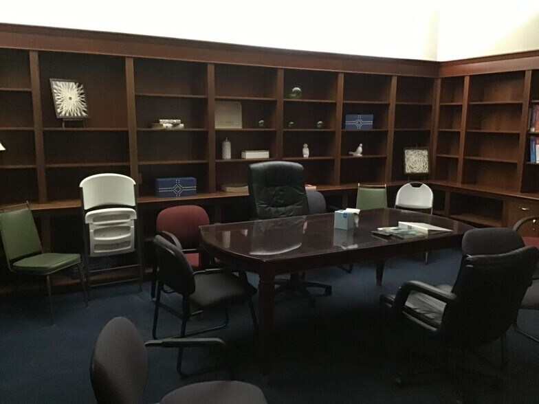 More Photos Of 300 S 6th St, Fort Pierce Office For Sale