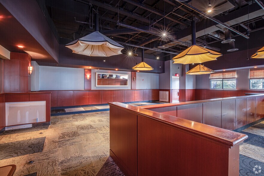 More Photos Of 11275 W Broad St, Glen Allen Unknown For Lease