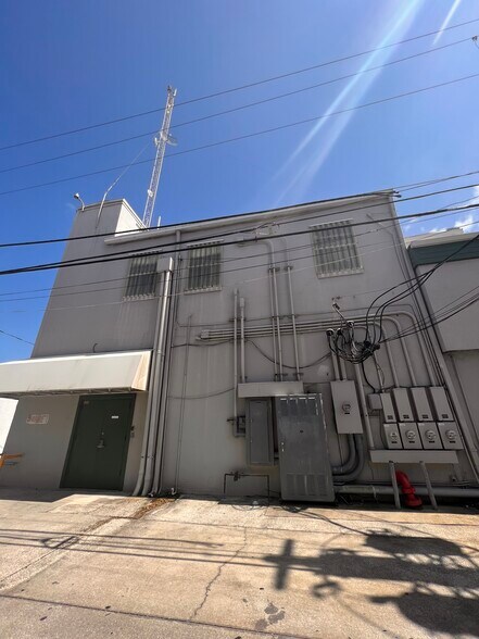 More Photos Of 902 E New Haven Ave, Melbourne Coworking Space