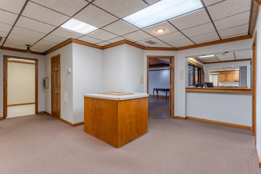 More Photos Of 2816 Veach Rd, Owensboro Medical For Sale