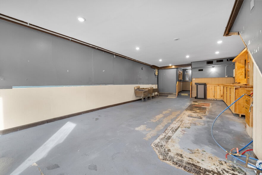 More Photos Of 720 Main St, Winsted Storefront Retail Residential For Sale