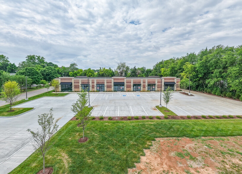 More Photos Of 2216 Dr Martin Luther King Blvd, Murfreesboro Freestanding For Lease