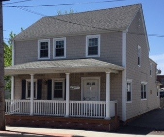 Primary Photo Of 211 Roanoke Ave, Riverhead Medical For Sale