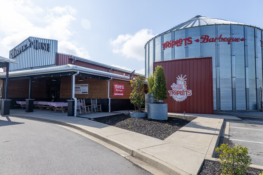 More Photos Of 123 Dj Everett Dr, Cadiz Restaurant For Sale