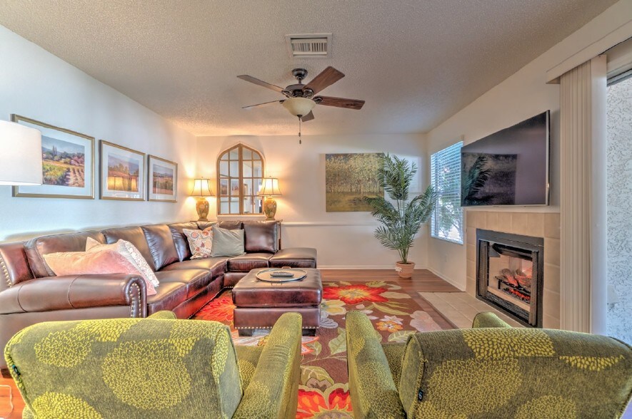 More Photos Of 111 S Hearthstone Way, Chandler Rehabilitation Center For Sale