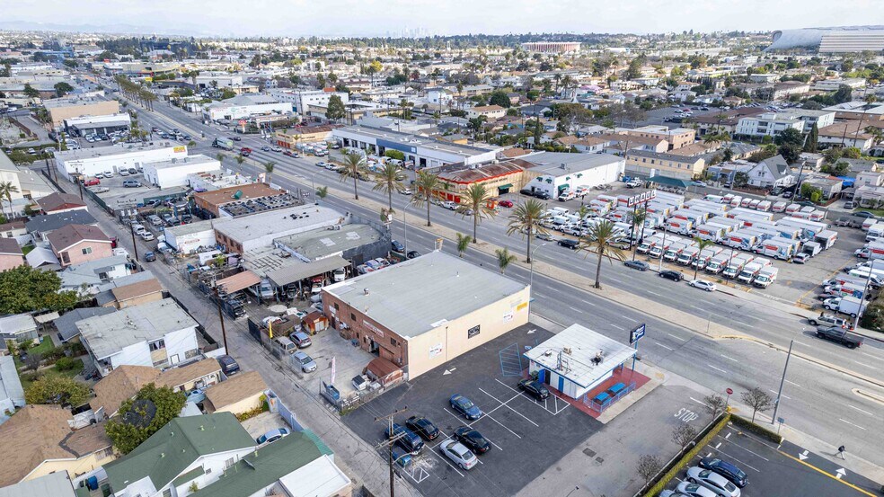 More Photos Of 979 S La Brea Ave, Inglewood Freestanding For Sale