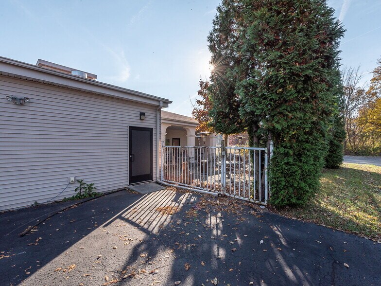 More Photos Of 11191 Telegraph Rd, Erie Specialty For Sale