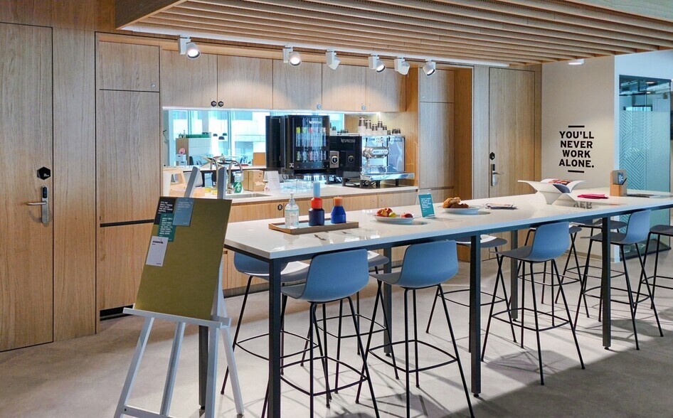More Photos Of 4920 Roswell Rd NE, Atlanta Coworking Space