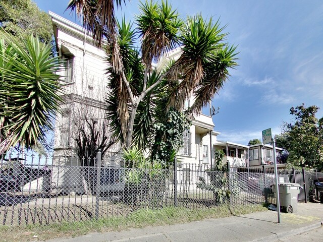 More Photos Of 1718 High St, Oakland Apartments For Sale