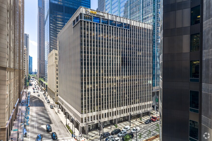 More Photos Of 311 W Monroe St, Chicago Coworking Space