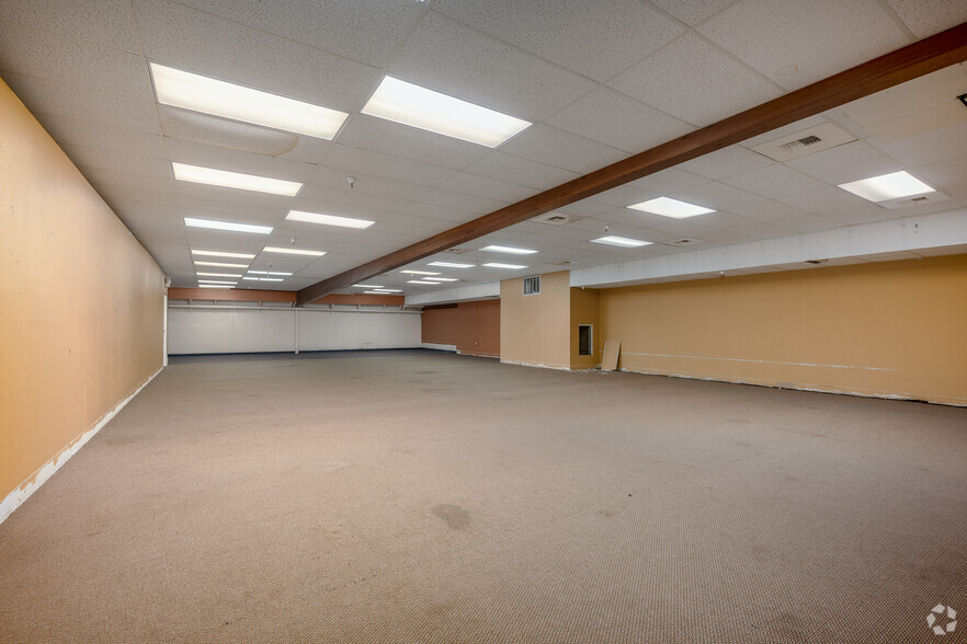 More Photos Of 3411-3419 Arden Way, Sacramento Office For Sale