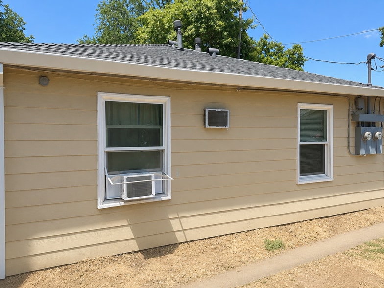 More Photos Of 4630 13th Ave, Sacramento Apartments For Sale